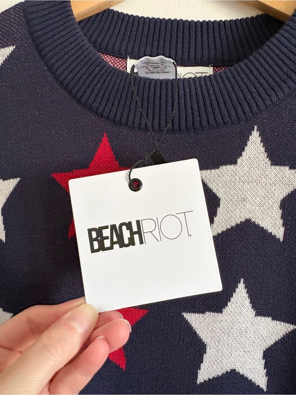 Beach Riot Callie Knit Sweater in Americana Stars NEW - Picture 6 of 6